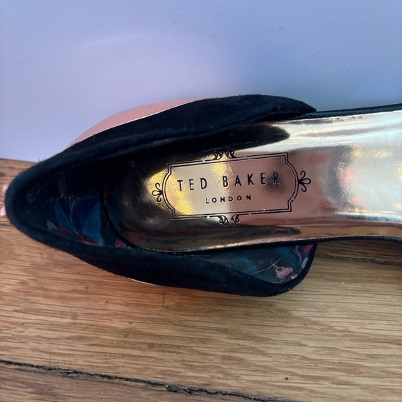NWOB Ted Baker London Textured Pointed Flat - Picture 9 of 16